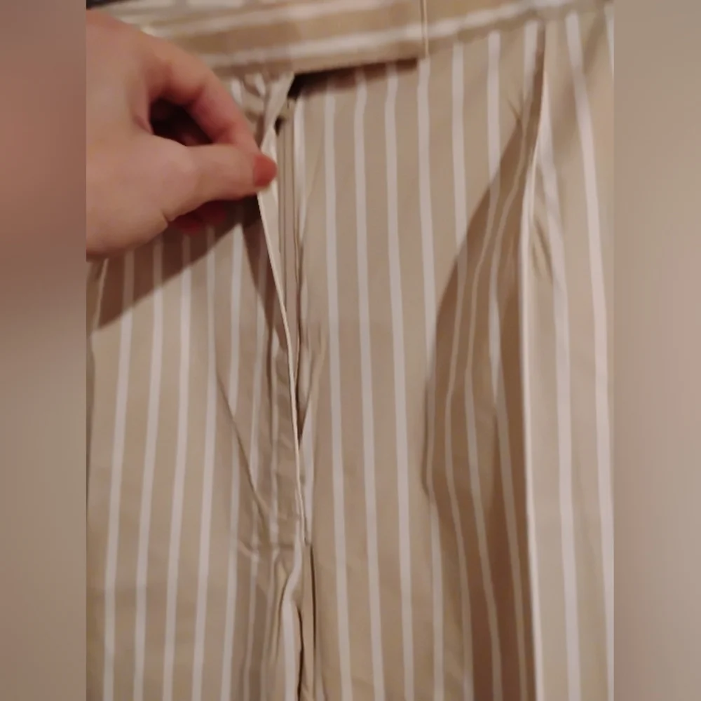 Talbots Capri Pants - Picture 2 of 7